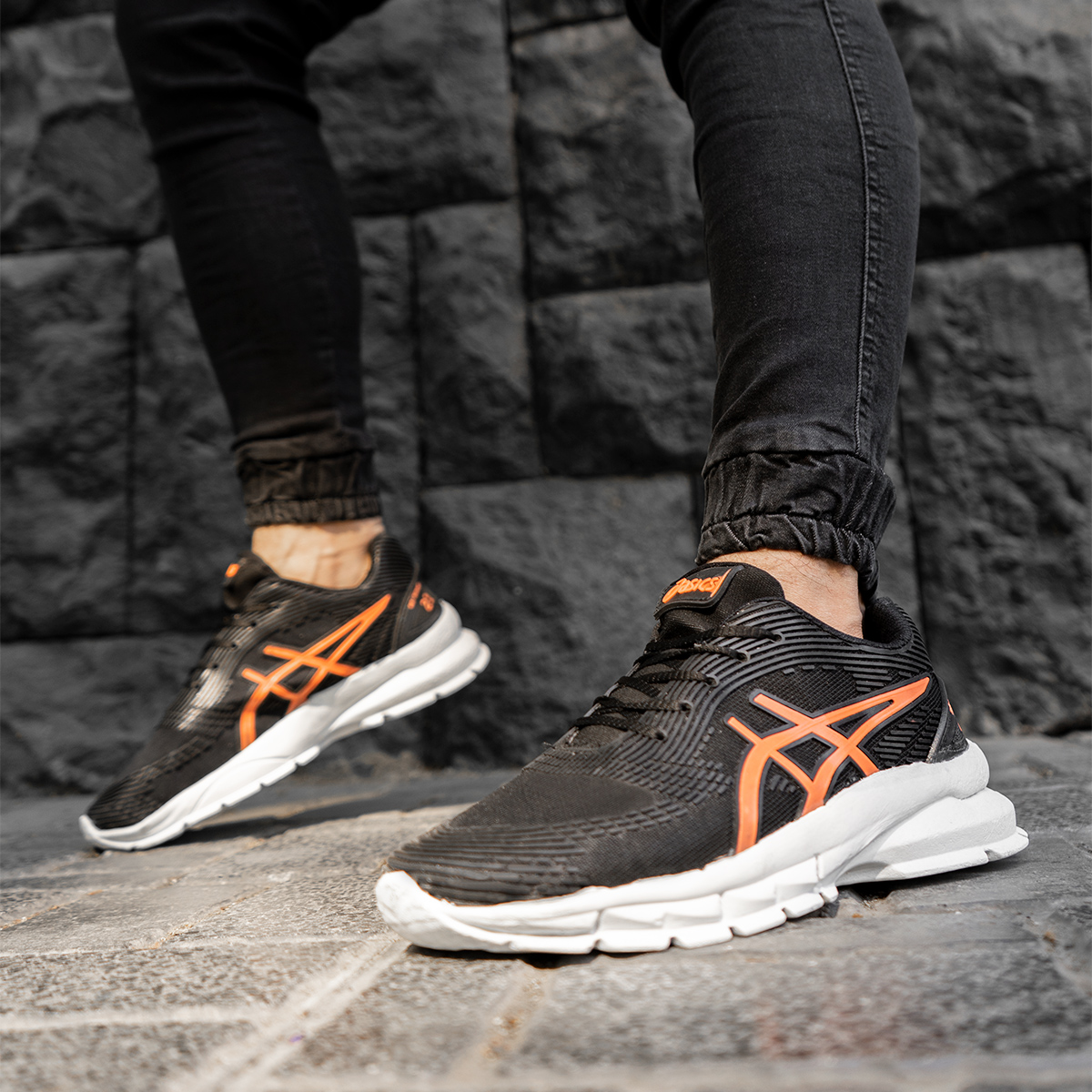 کفش ورزشی اسیکس مردانه مشکی مدل JAVER