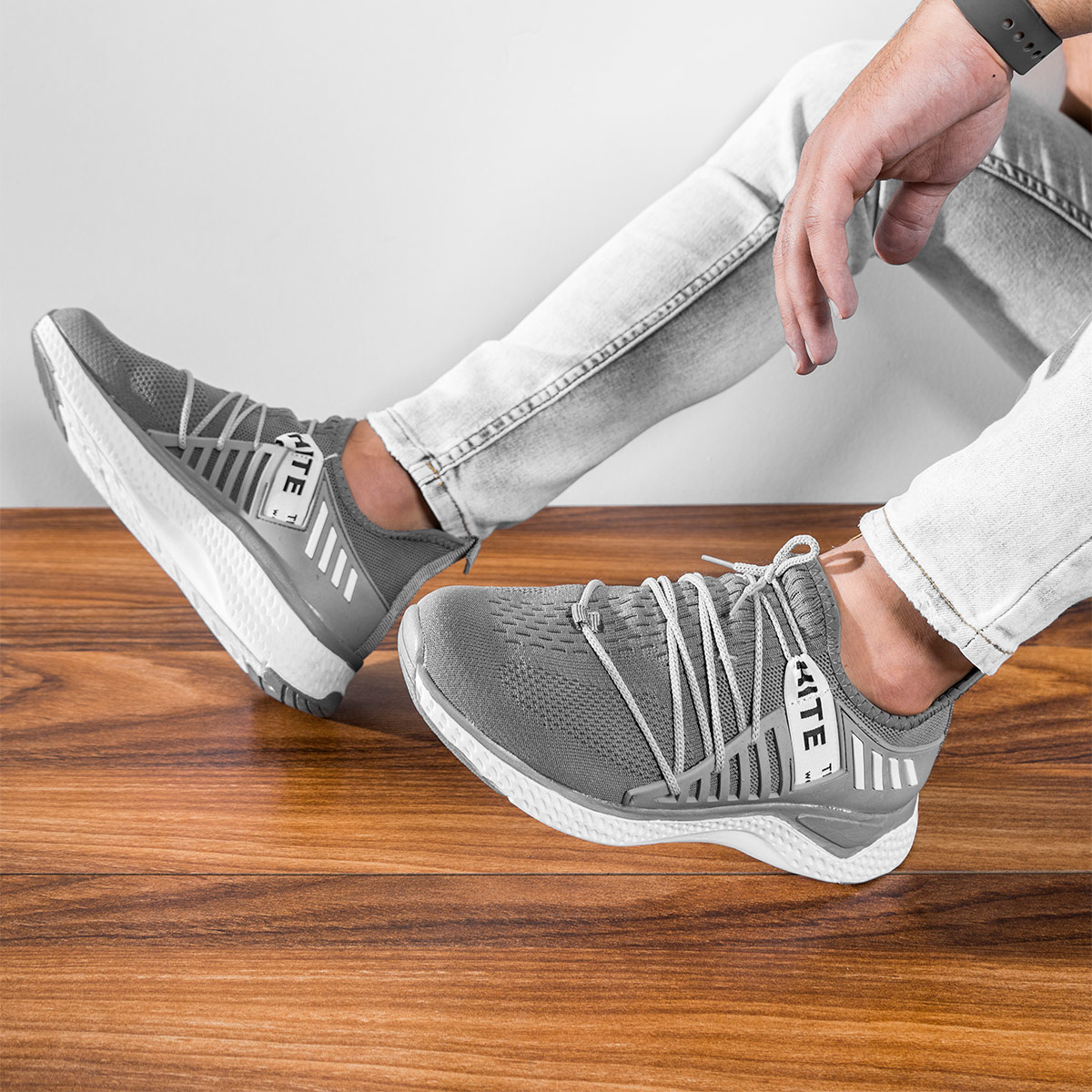 کفش ورزشی OFF WHITE مردانه مدل liberal