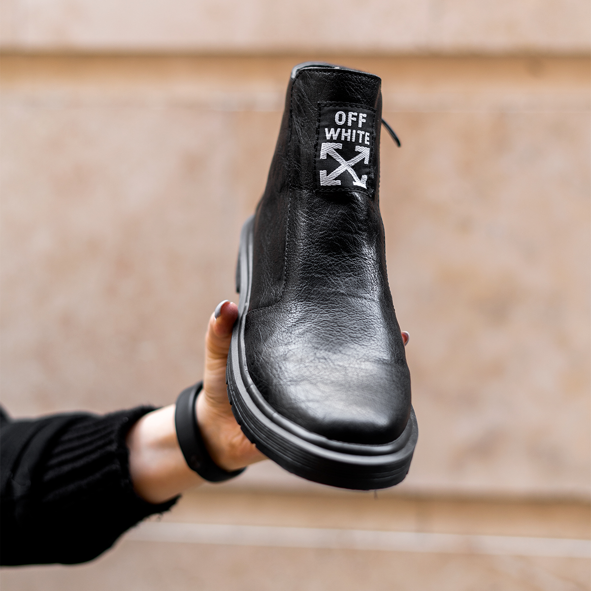 نیم بوت off white دخترانه مشکی مدل Nili