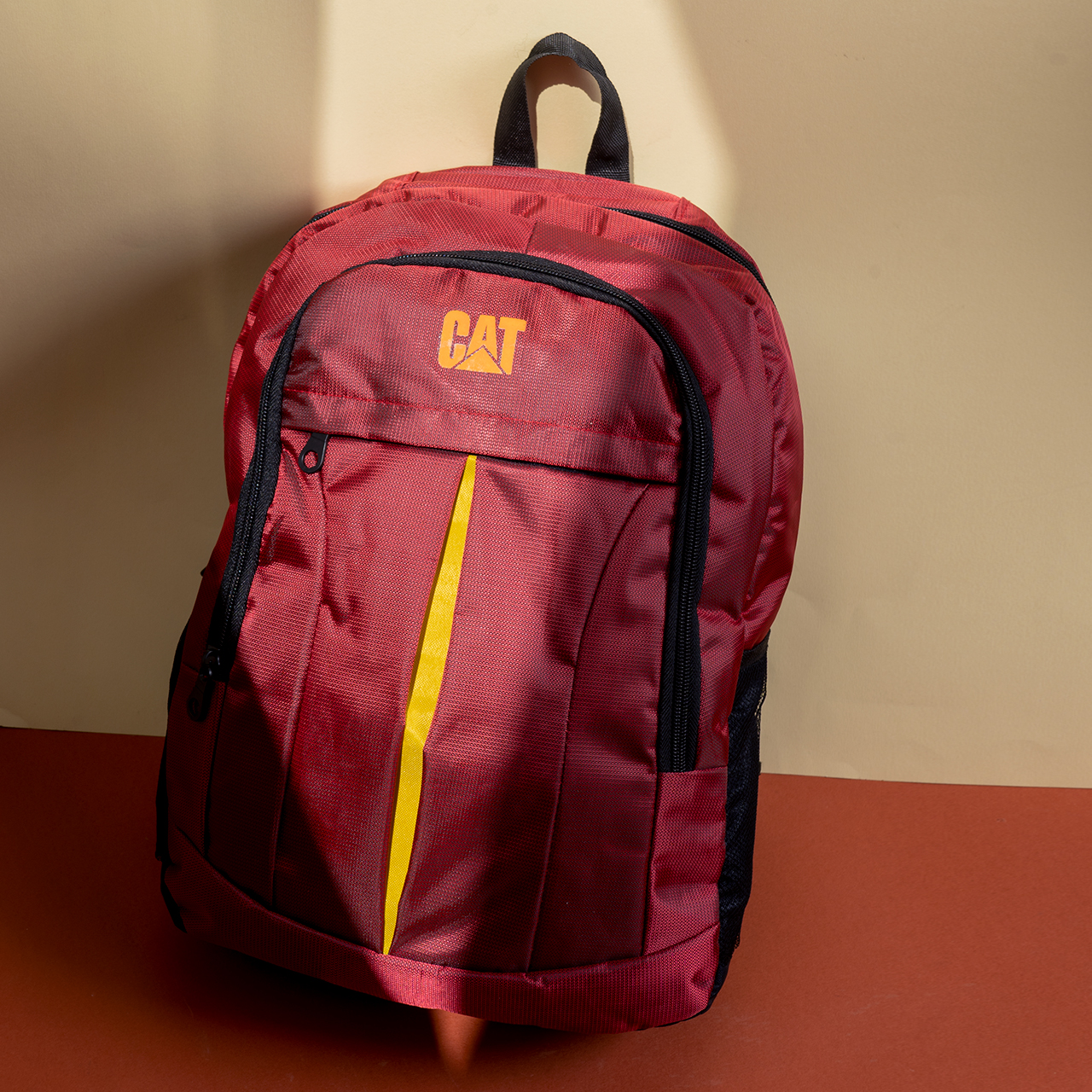 کوله پشتی قرمز CAT مدل Maham