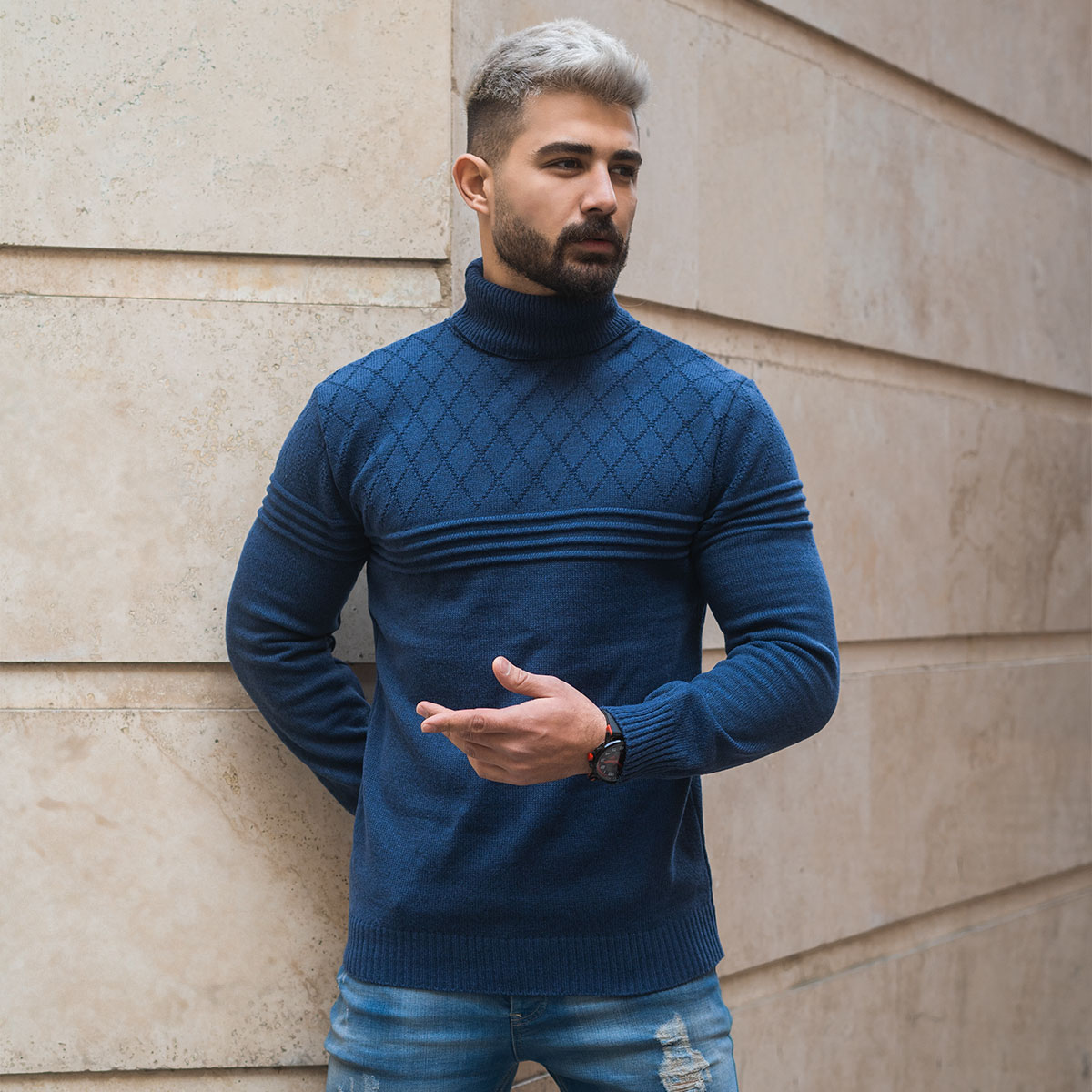 پلیور مردانه آبی طرح لوزی یقه اسکی مدل Havash