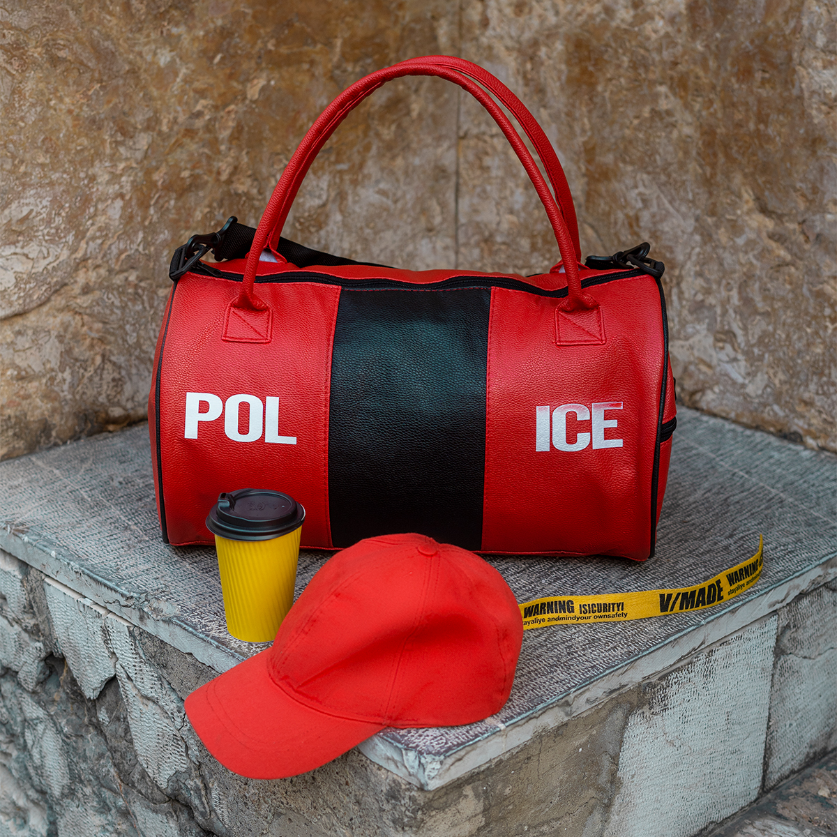 ساک ورزشی قرمز مشکی مدل Police