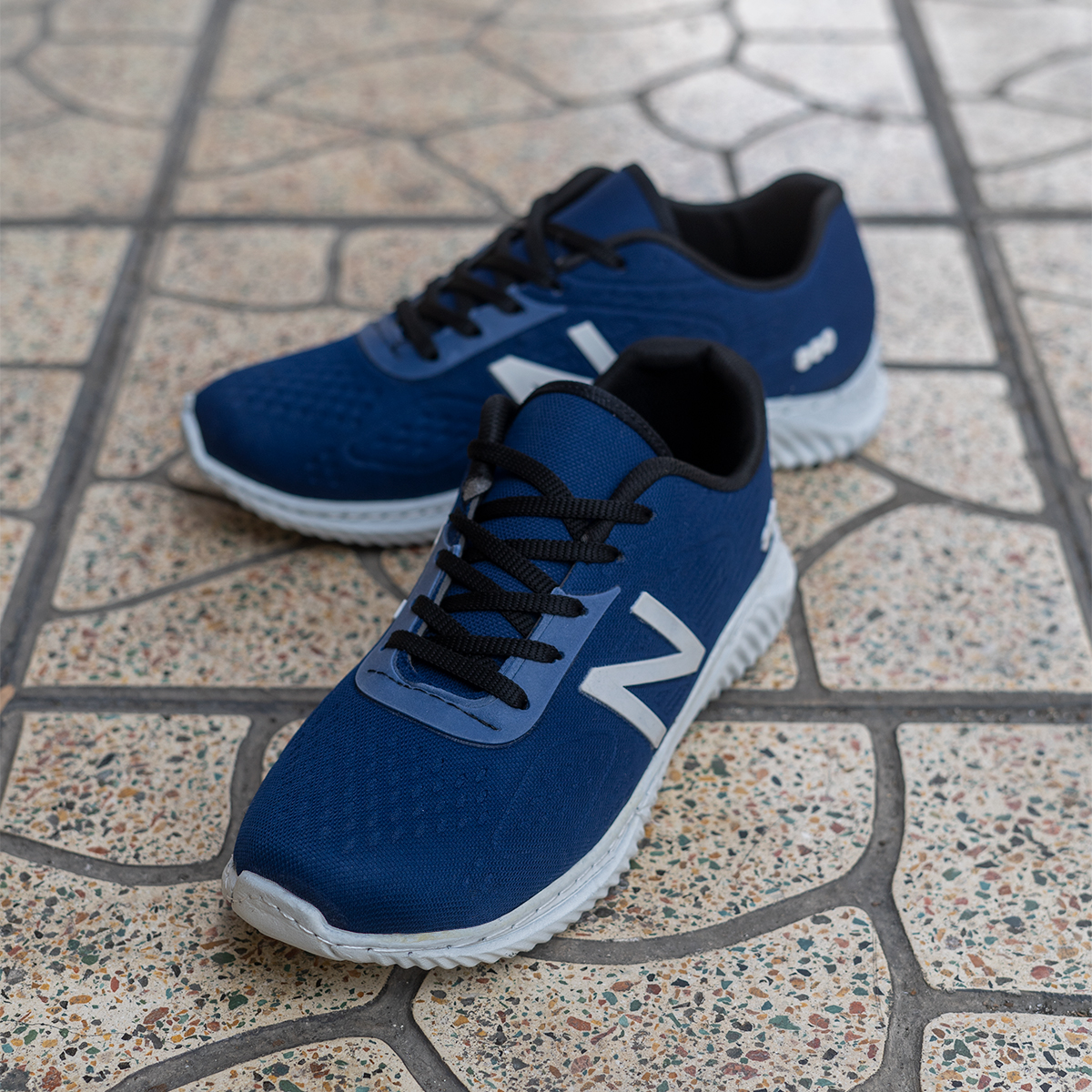 کفش ورزشی مردانه سرمه ای مدل Mani