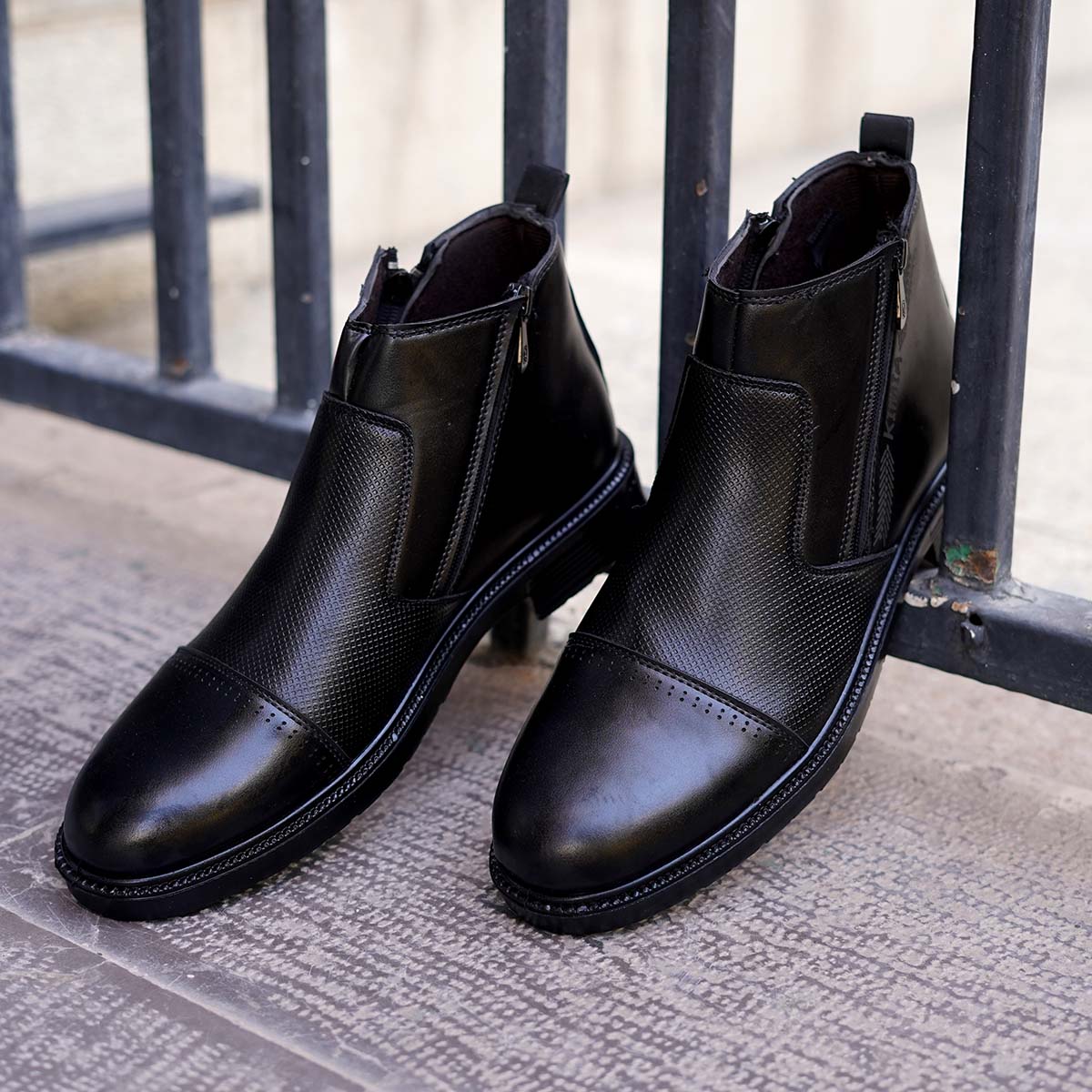 نیم بوت مشکی مردانه مدل Shadmehr