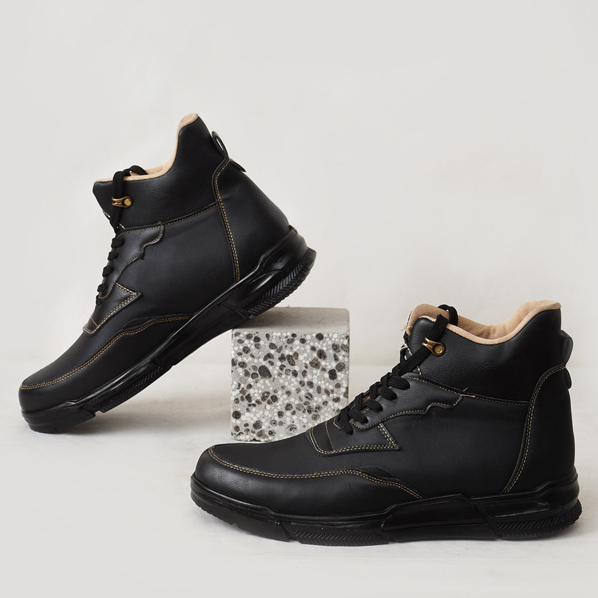 نیم بوت مشکی مردانه مدل Parsa-neo