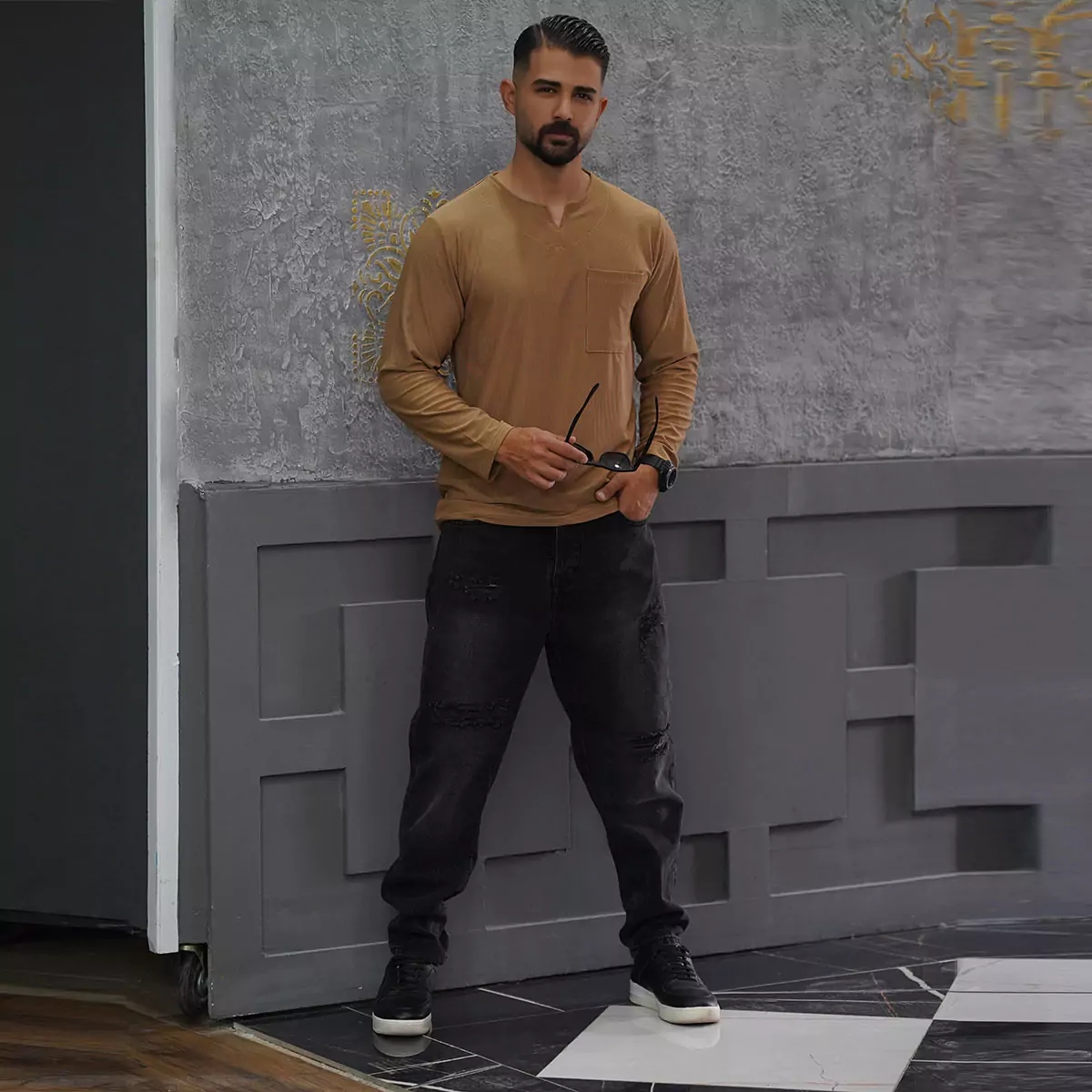 تیشرت آستین بلند یقه کوبایی کرم مردانه مدل Asam