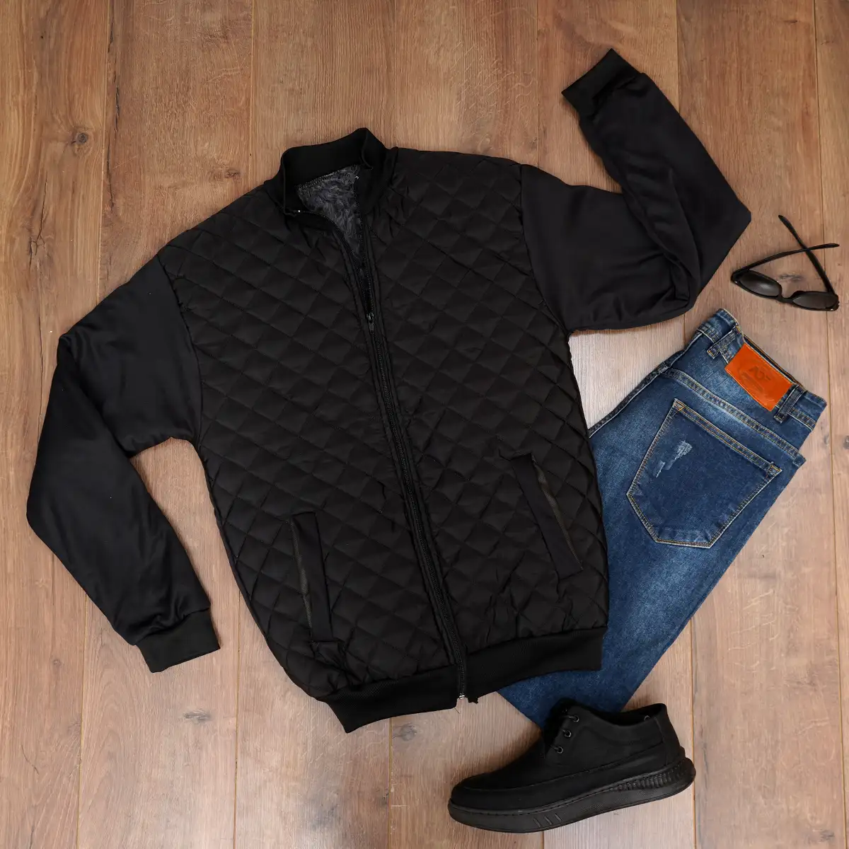 کاپشن بادی طرح لوزی مردانه مشکی مدل Karo