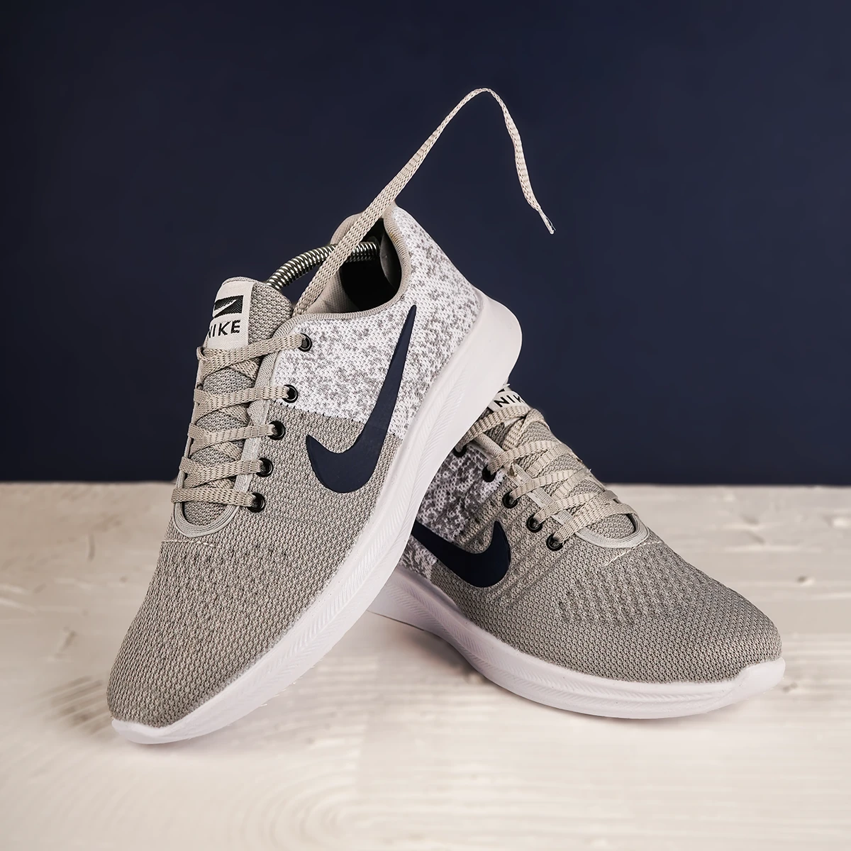 کفش ورزشی نایک طوسی روشن مردانه مدل Saber