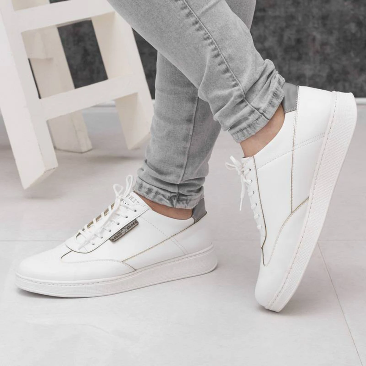 کفش تخت مردانه سفید مدل Farhad