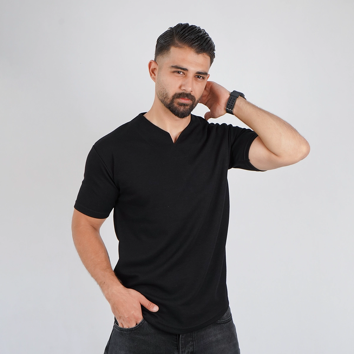 تیشرت مشکی یقه کوبایی مردانه مدل Sorad