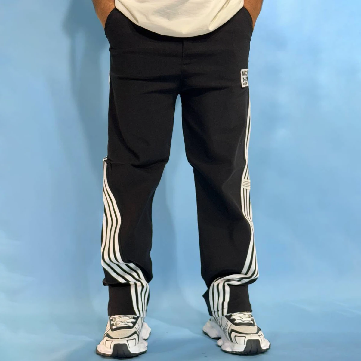 شلوار مردانه مشکی مدل Strip