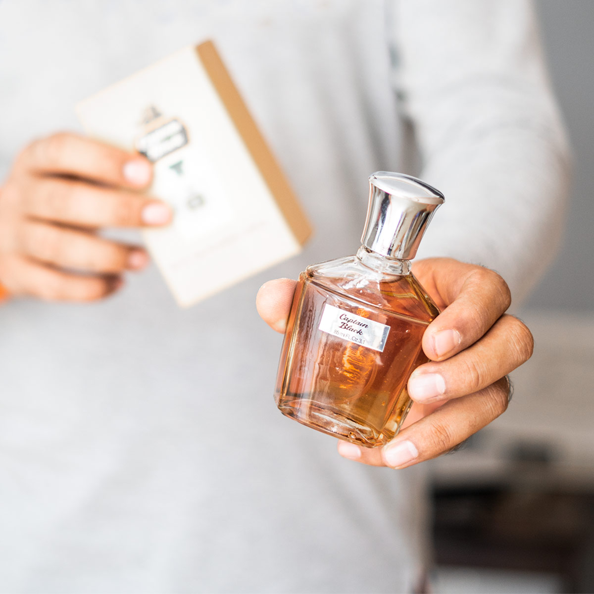 عطر مردانه Captain Black